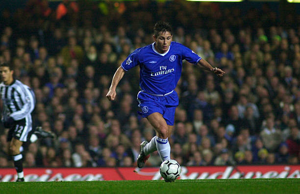 自世界各地 自世界各地